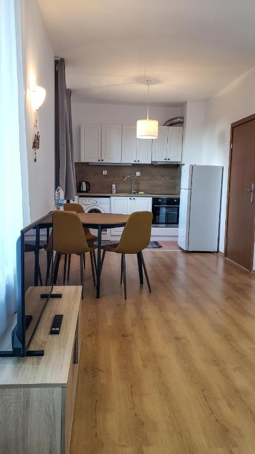 Semiramida Gardens Apartments بوروفتس المظهر الخارجي الصورة