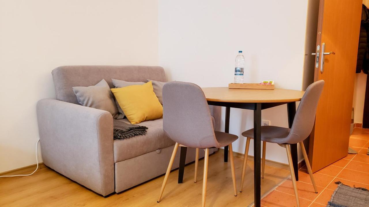 Semiramida Gardens Apartments بوروفتس المظهر الخارجي الصورة